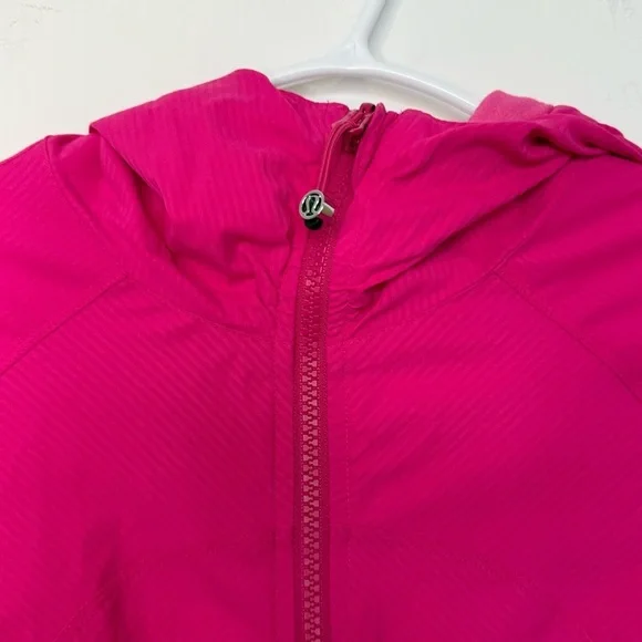 Lululemon In Flux Jacket size 2 - Picture 8 of 12